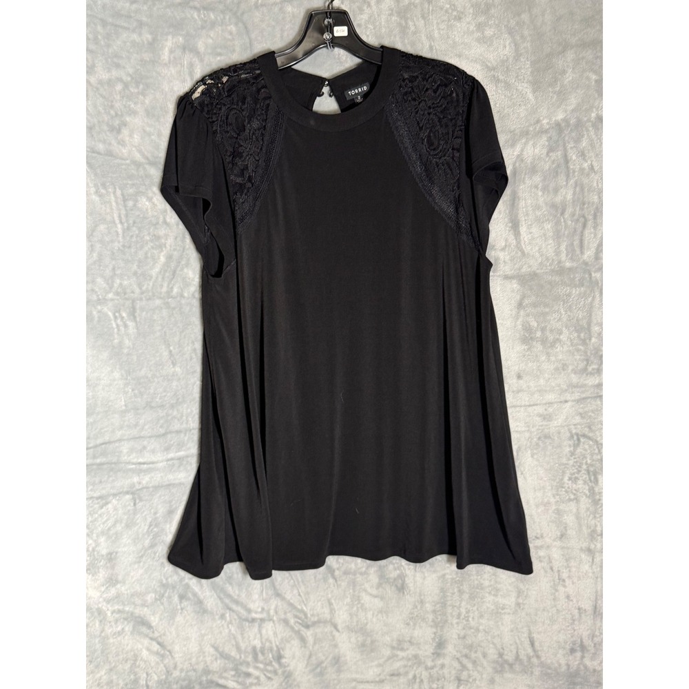 Torrid Black Short Sleeve‎ Lace Shoulder Keyhole Back Blouse Plus Size 2 18/20
